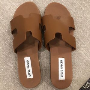 Steve Madden SZ 7 tan sandals